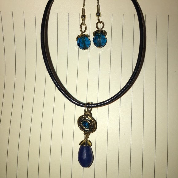 🆕Gorgeous blue pendant w earrings NWT - Picture 5 of 8